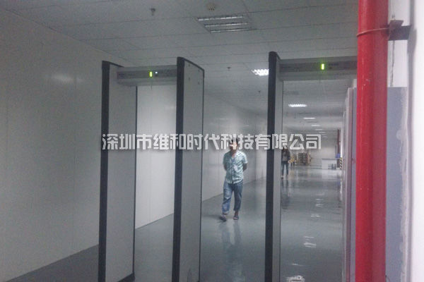 METOR6S進口安檢門現(xiàn)場安裝效果圖