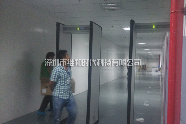 METOR6S進口安檢門現(xiàn)場安裝效果圖