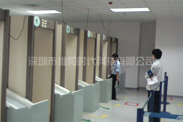 名碩電腦集團(tuán)采用5臺(tái)進(jìn)口安檢門(mén)[圖文]