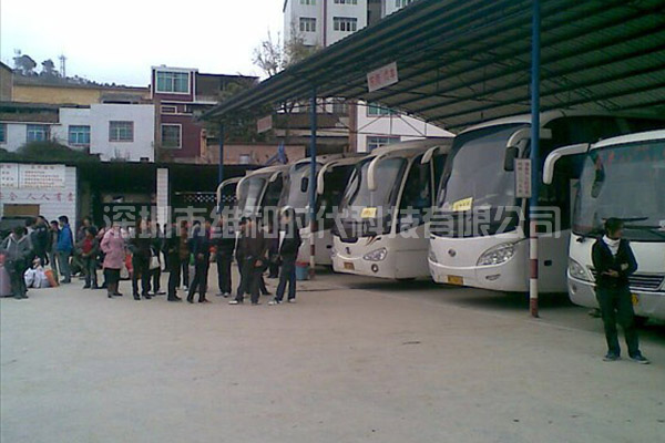 貴州望謨縣汽車客運站2臺SD-200S安檢門加強節(jié)假日安全檢測[圖文]