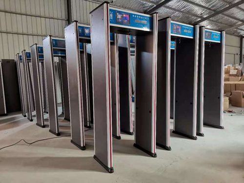 維和時代熱成像測溫?cái)z像安檢門