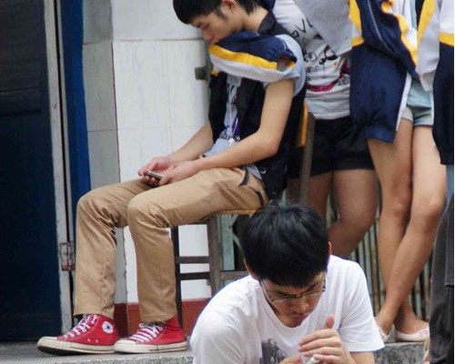 桂林陽朔中學(xué)采用GC-1001手持金屬探測器開展手機(jī)搜查大戰(zhàn)