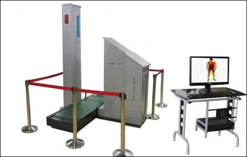 教授發(fā)明毫米波人體安檢儀備受關(guān)注減少過(guò)關(guān)時(shí)間