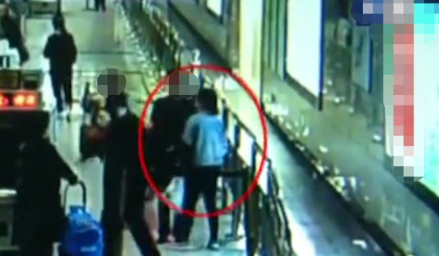 X光機(jī)廠(chǎng)家：女子拒絕過(guò)地鐵安檢不配合檢查是違法行為！