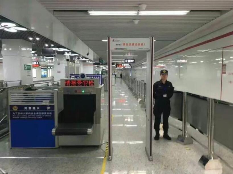 沈陽(yáng)地鐵試用安檢門(mén)（圖文）